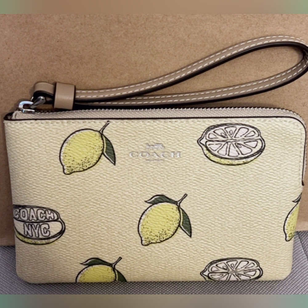 NWT Coach Lemon Print Wristlet in Cream and Yellow
